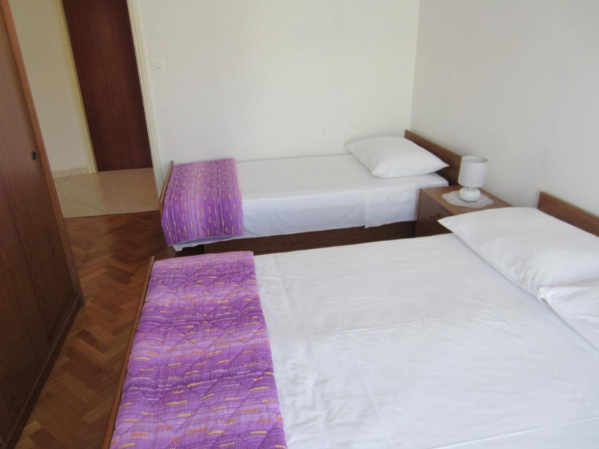Ivic Apartments Vodice Croatia Exterior foto